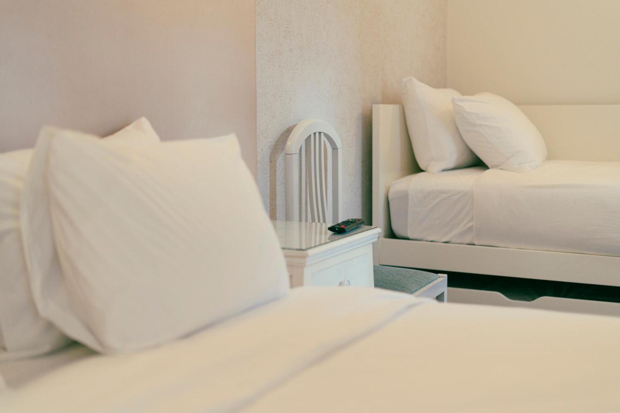 Residencia Maciel Пениши Экстерьер фото